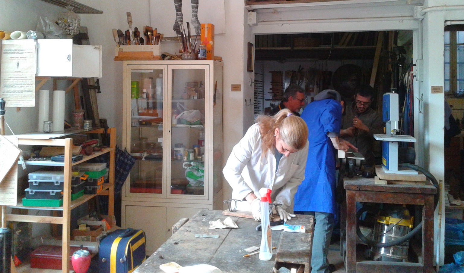 Terra del Fuoco, il “Laboratorio pubblico di quartiere di Arti Manuali”. Foto di Laura Pavesi