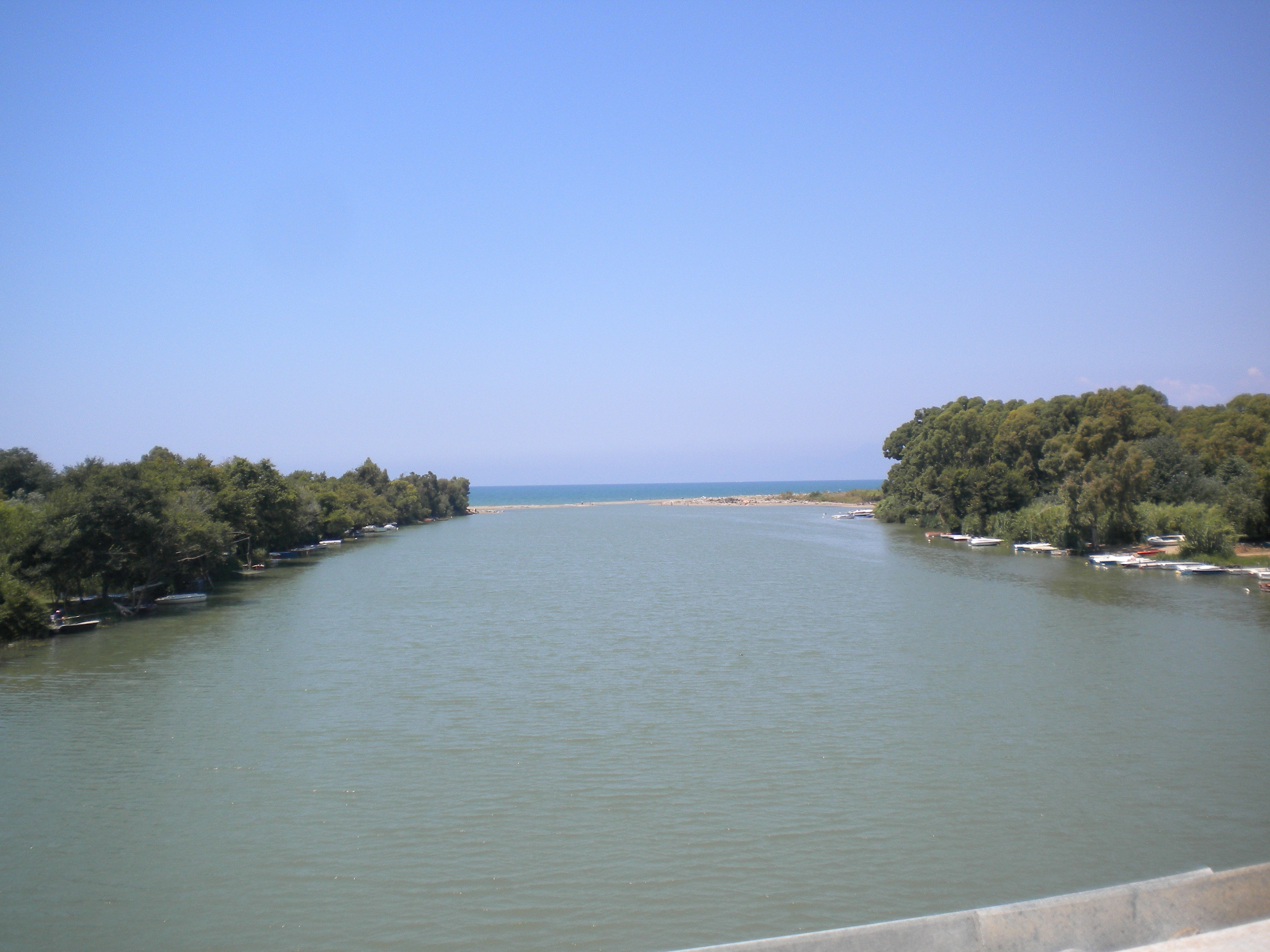 Foce del fiume Sele tra Eboli e Paestum