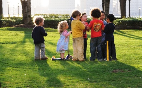 Come costruire una comunità migliore? Al lavoro bambini e adulti
