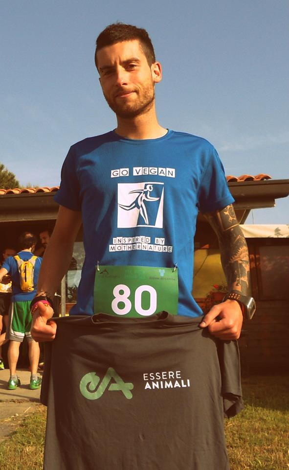 L'atleta Manuel Comandini "corre per gli animali"
