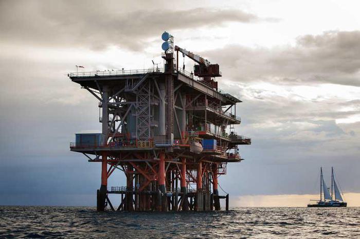 Trivelle: Greenpeace in Adriatico,protesta contro Rospo Mare