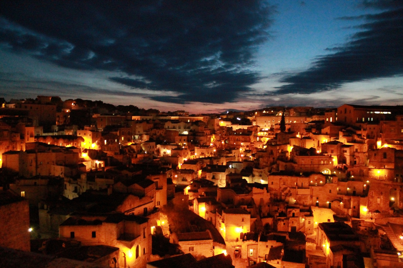 città
