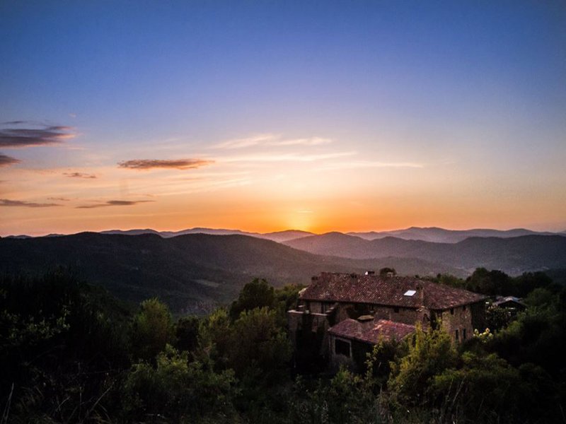 Umbria, un'immersione nella comunità eco-sostenibile di Monestevole