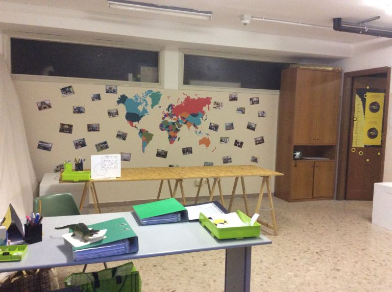 Il locale di distribuzione presso gratuitamente a disposizione dal Collegio Don Bosco di Pordenone.