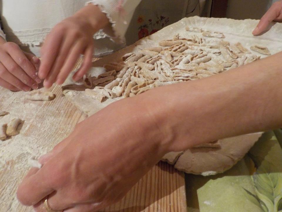 Io faccio così #127 – Grani antichi, autoproduzione e magia: vivere felici a Tempa del Fico