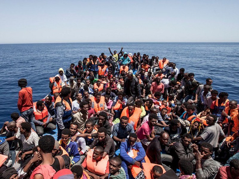 Flussi migratori: come andare oltre l'emergenza