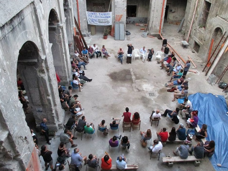 Napoli: gli immobili comunali occupati diventano "beni comuni"