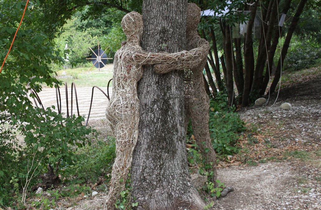 Arte in mezzo alla natura: il Parco di Sculture diventa permanente