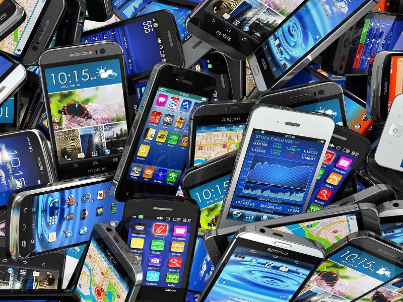 Dieci anni di smartphone: “L'impatto sul pianeta è devastante”
