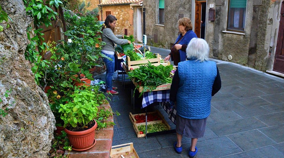 Radici nel cielo: un documentario che racconta l’Italia contadina