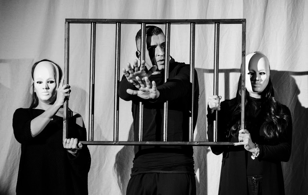 Io faccio così #169 – Studenti e detenuti in uno spettacolo di luci e ombre