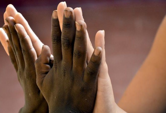 studenti e migranti si incontrano a scuola