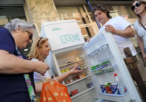 Frigorifero solidale in Spagna