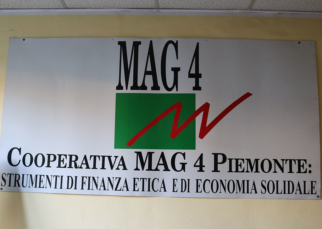 MAG4