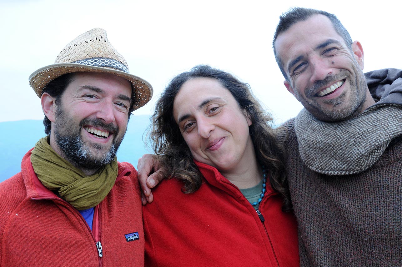 I co-presidenti Paola Crasso e Riccardo Clemente insieme al co-presidente uscente Andrea Stagliano (a sinistra)