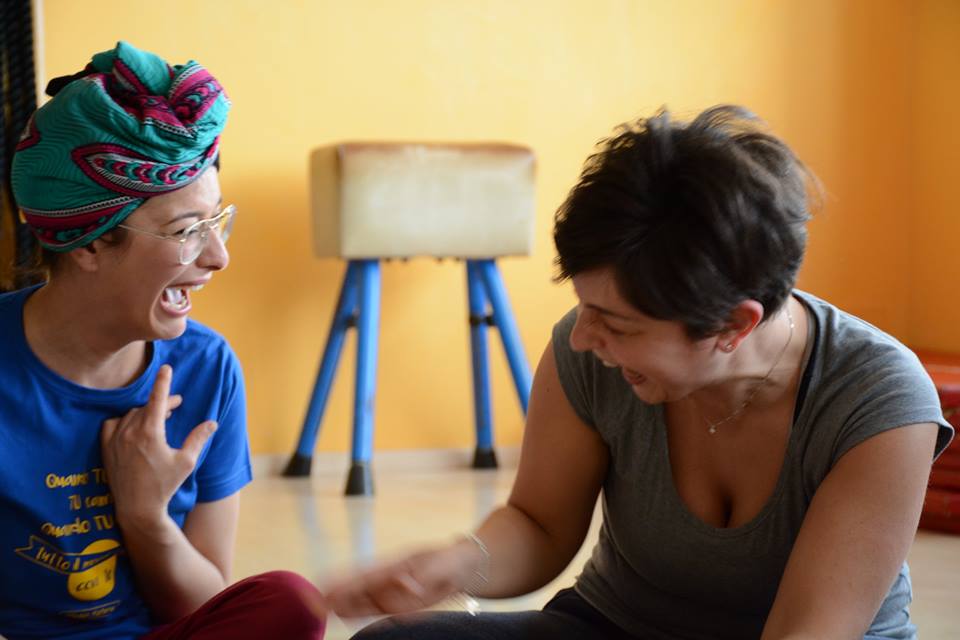 Lucia Berdini e lo Yoga della Risata: perché ridere è una cosa seria – Meme #8