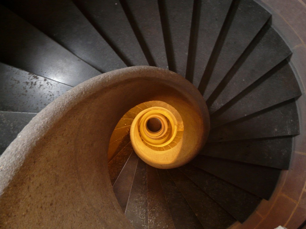 stairs-8443_1920
