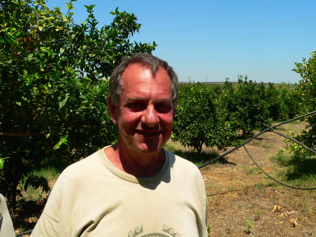 L'azienda agricola è in difficoltà, i co-produttori la salvano