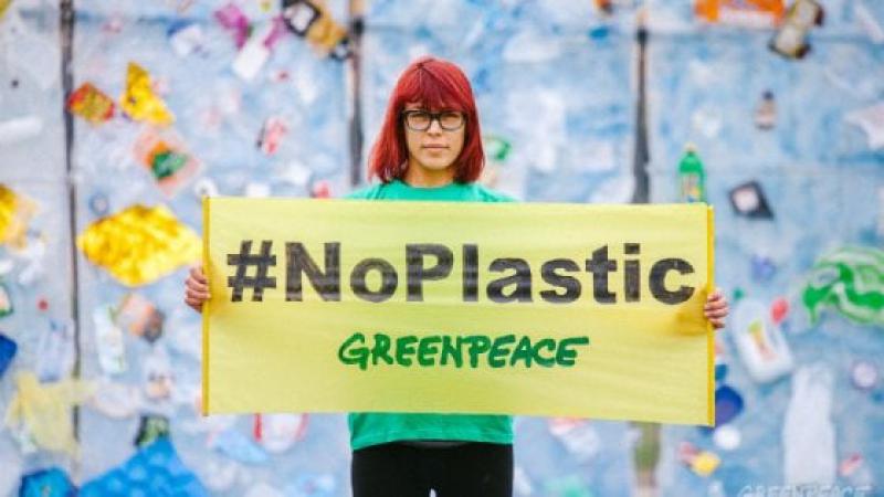 La “plastic free week” di Greenpeace, eventi anche a Torino