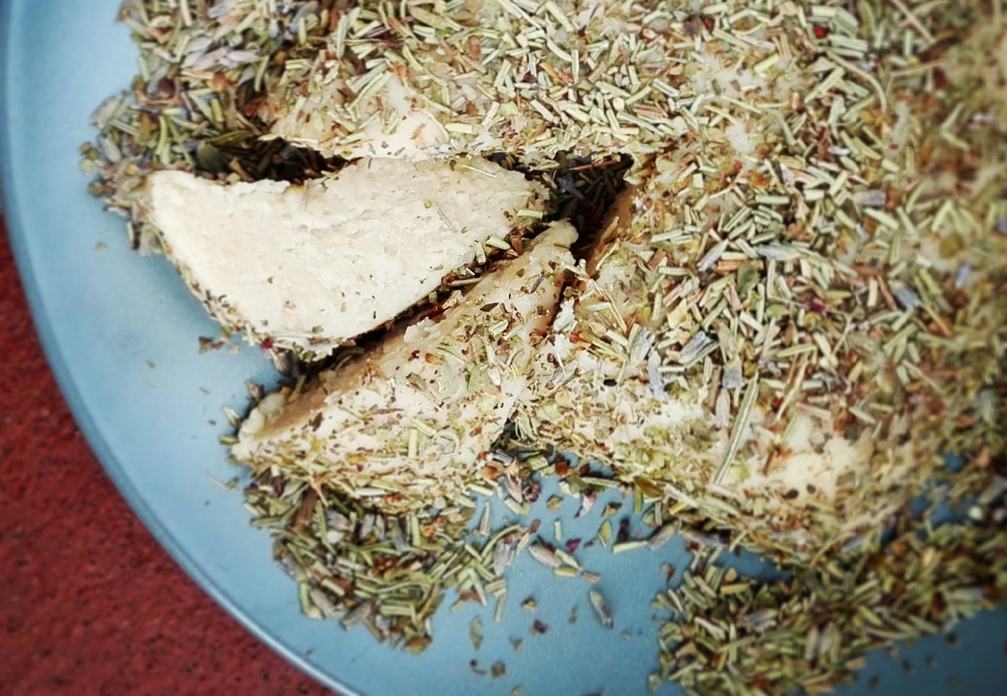 Ricette #20 – Formaggella vegan di anacardi alle erbe provenzali