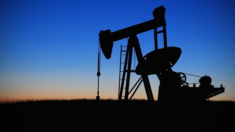 “L'Eni continua a rilanciare le fonti fossili”: le associazioni scrivono a Di Maio