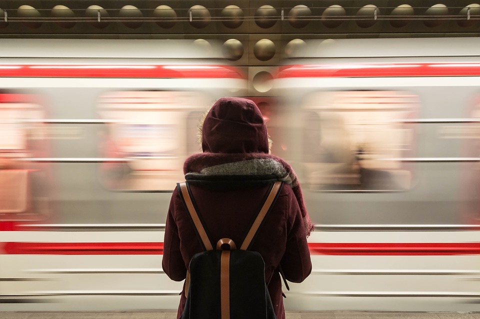 train-2593687_960_720