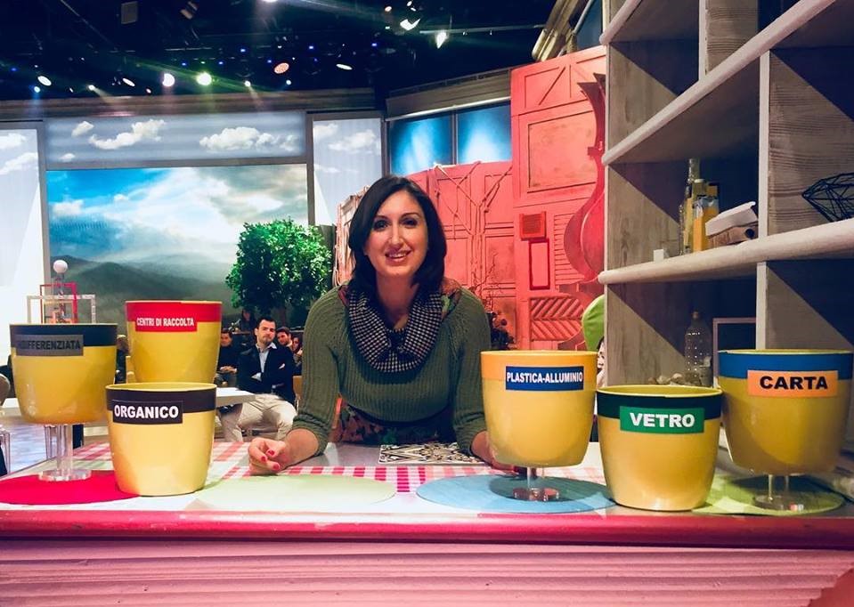 Lucia Cuffaro: "L'autoproduzione? La mia via per la felicità" – Meme #16