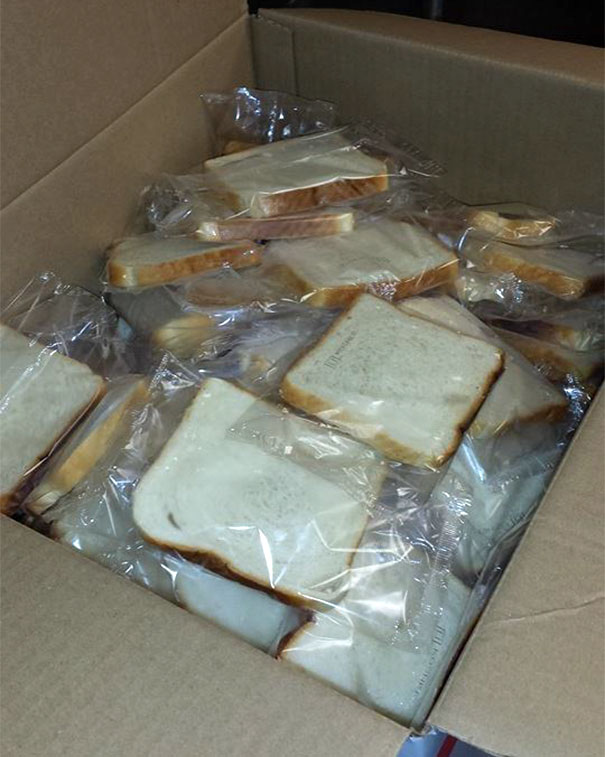 Fette di pane confezionate singolarmente. (SaveLakeCanton)