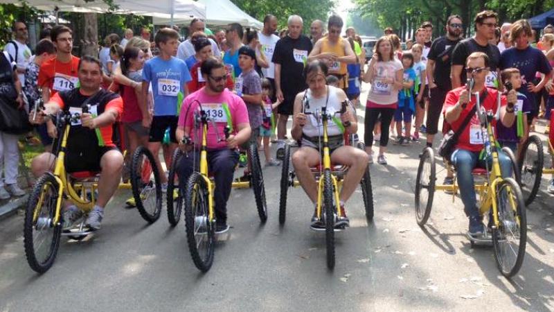 Arriva a Torino “ToHandbike”, la prima bici in condivisione per persone con disabilità
