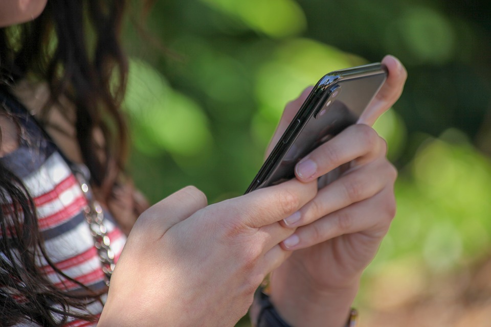 Dalla violenza in rete a una nuova cultura digitale