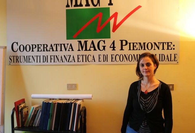 15 mag4 economia centro uomo profitto