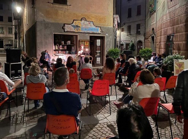 Il segnalibro letture sotto stelle