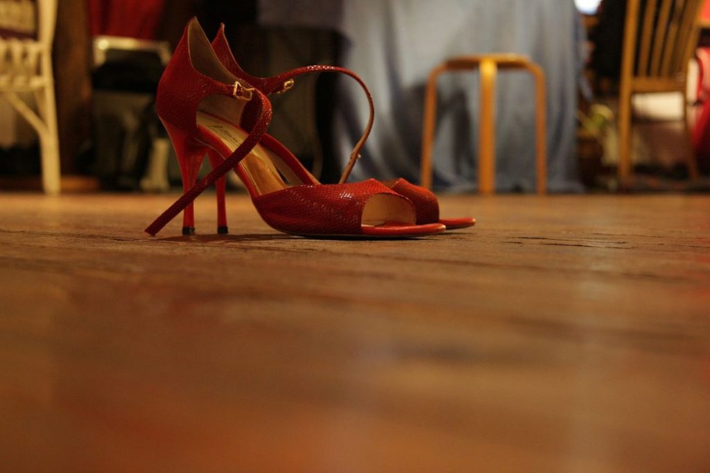 scarpe rosse
