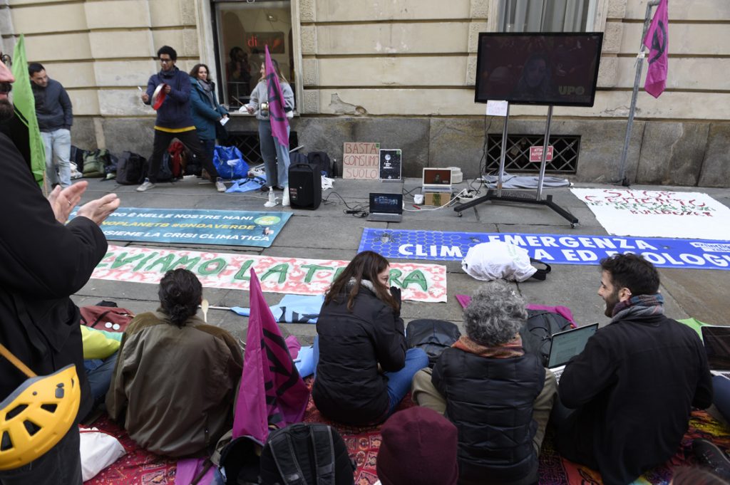 Extinction Rebellion1 1