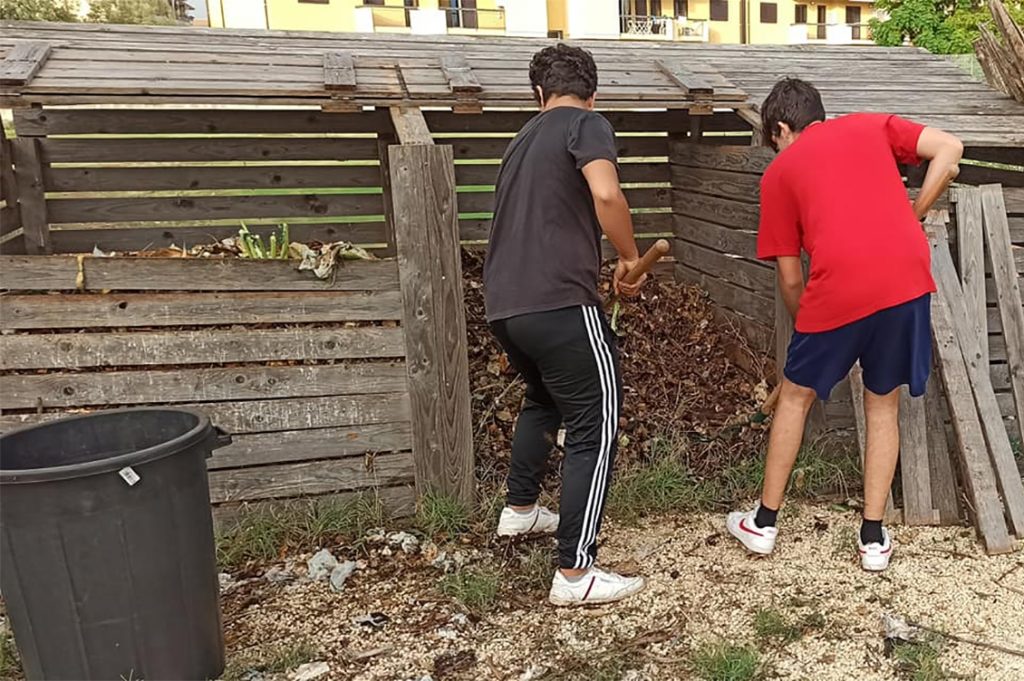 Compostiera di comunità nell'ambito di Einaudi Ambiente Sostenibile