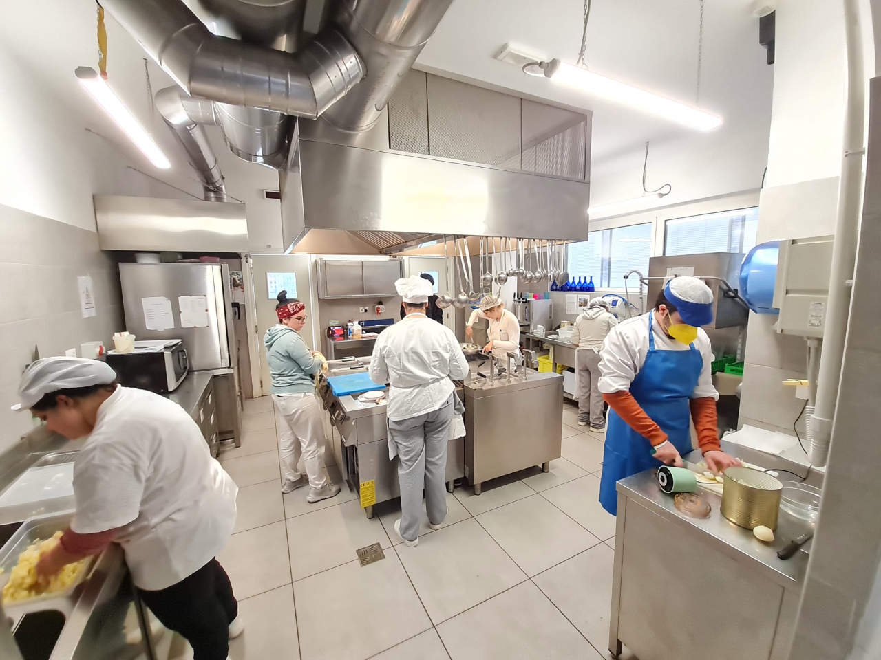cucina restaurant luna blu