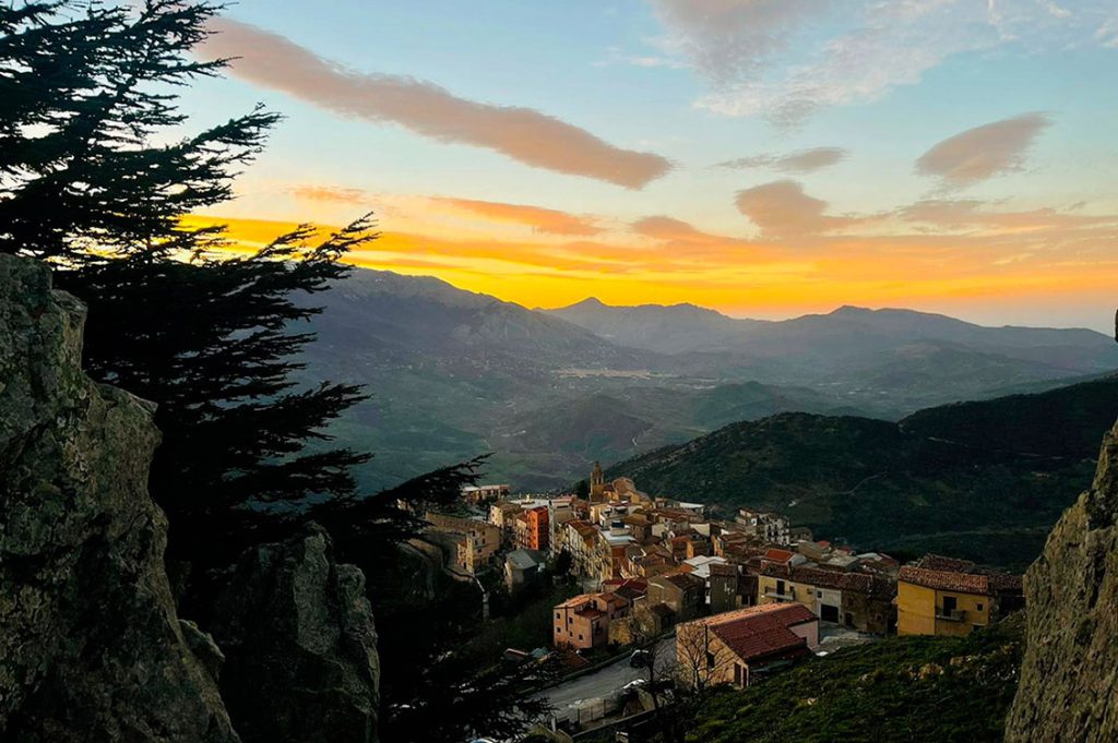 SAN MAURO CASTELVERDE Panorama dal Castello