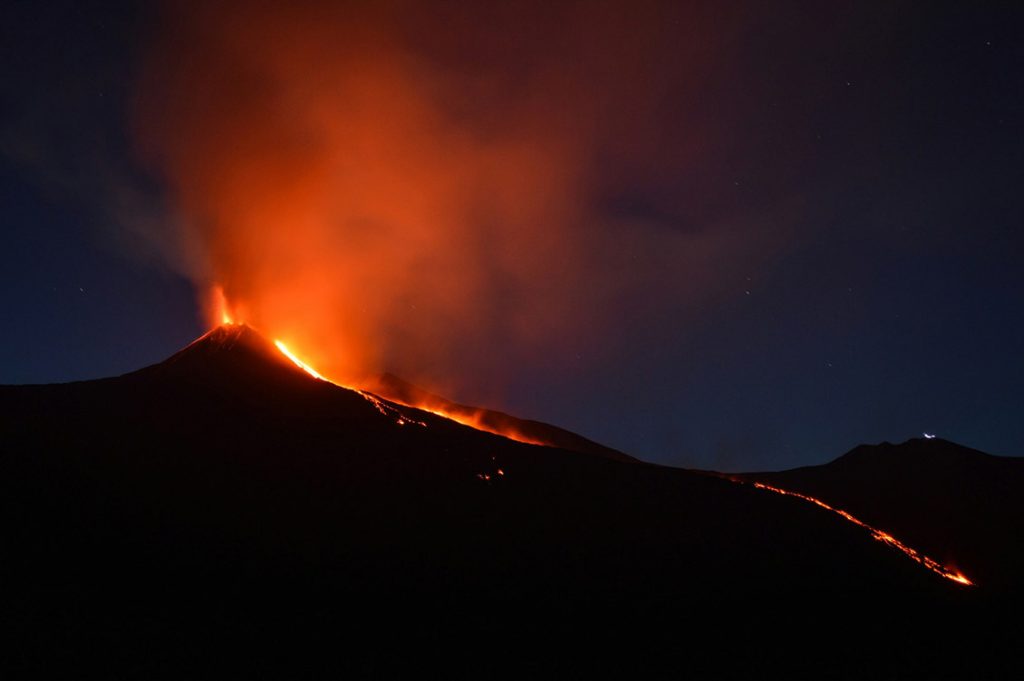 etna colata lavica