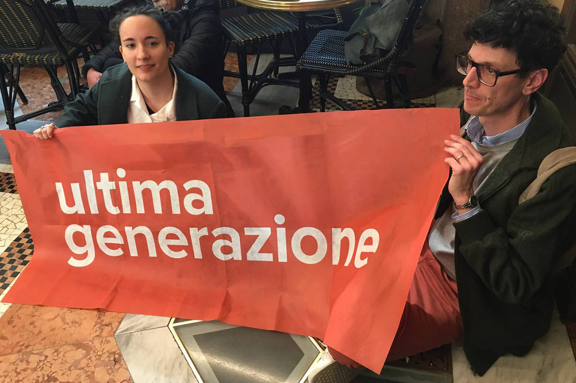 Tra i tavoli cibo di lusso cracco