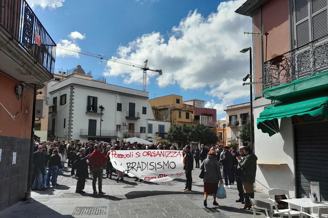 bradisismo pozzuoli