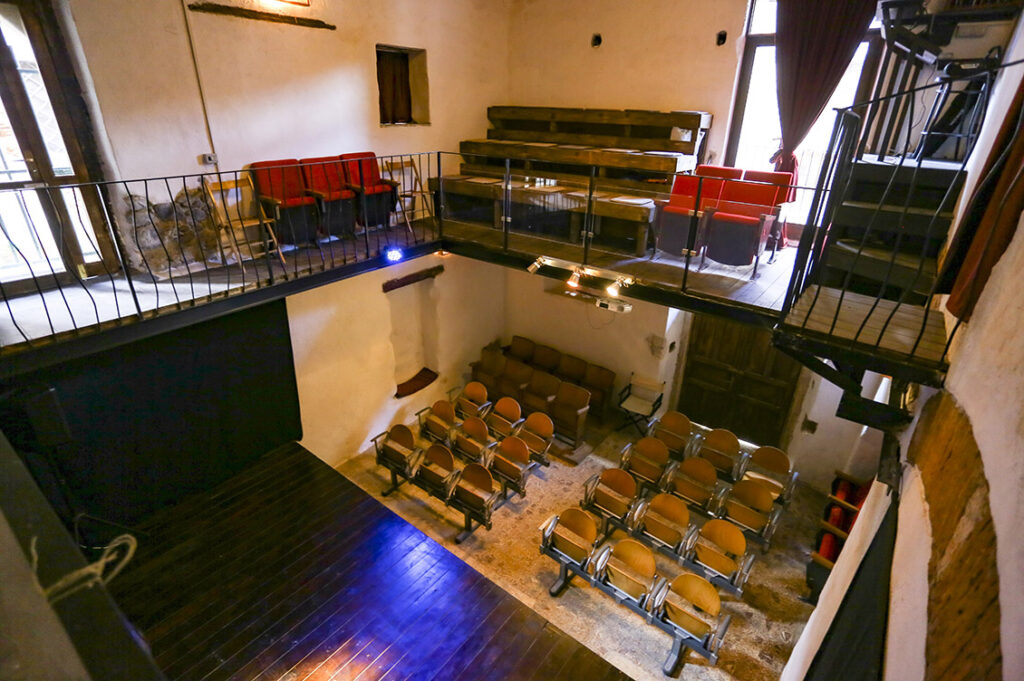 Cosenza cine-teatro universal
