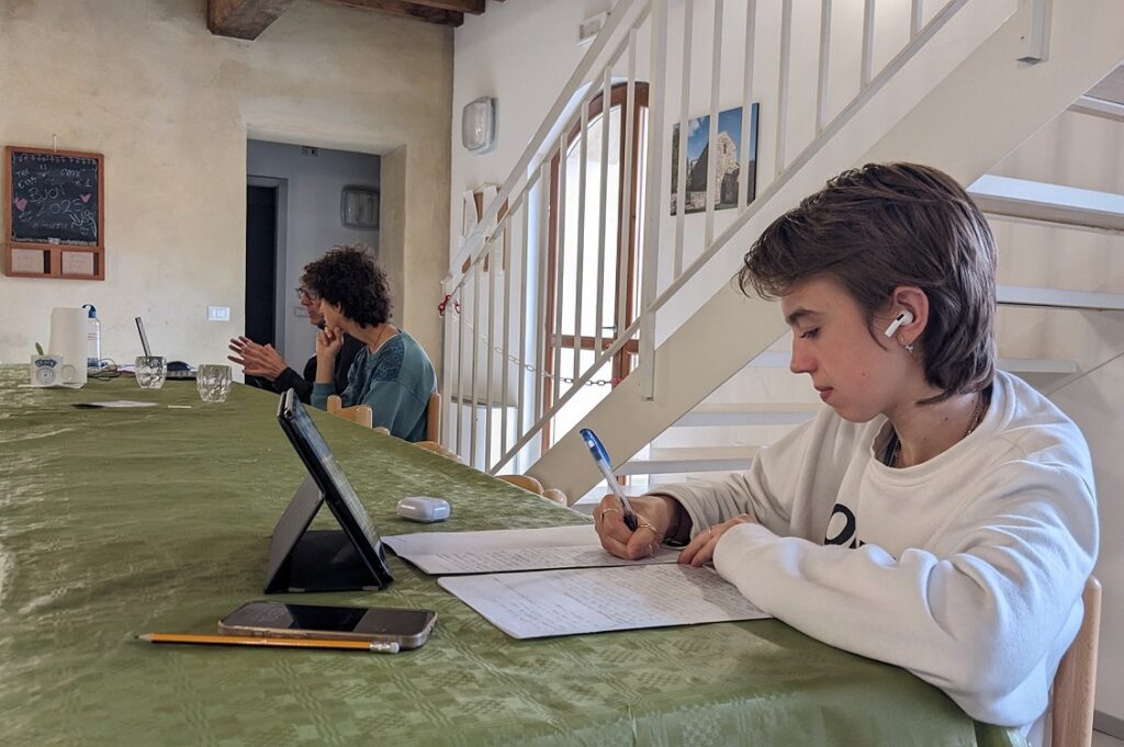 Strade Maestre: un anno di scuola in cammino in cui l'aula diventa il sentiero