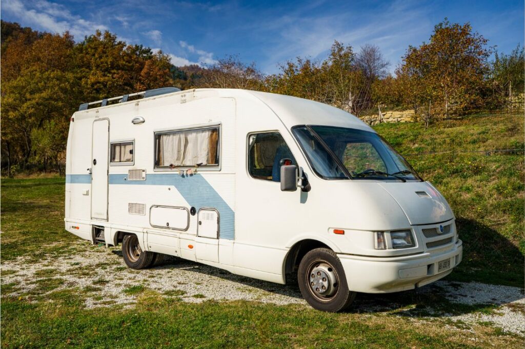 Il camper Libertad di Tommaso Carmenati, base del viaggio nel Mediterraneo in camper