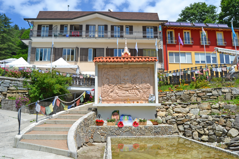 albagnano healing meditation centre comunita buddista rinascere frazione abbandonata 1565247107