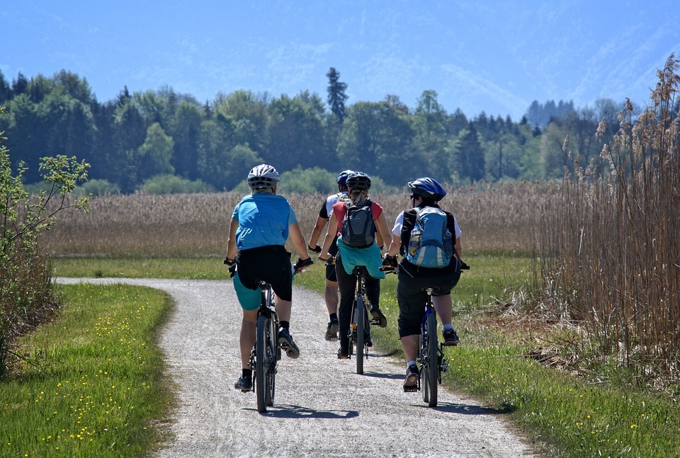 pedala diritto ragazze bici torino riace promuovere diritti umani 1565079172