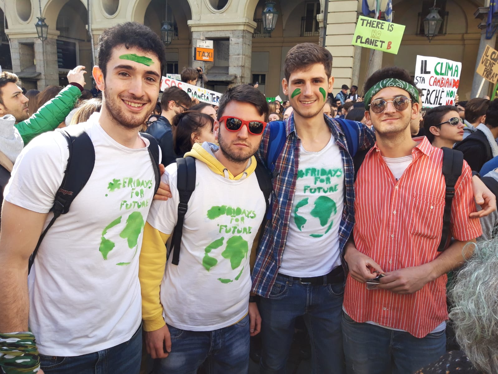 qualcosa di nuovo oggi aria assemblea nazionale fridays for future 1555526518
